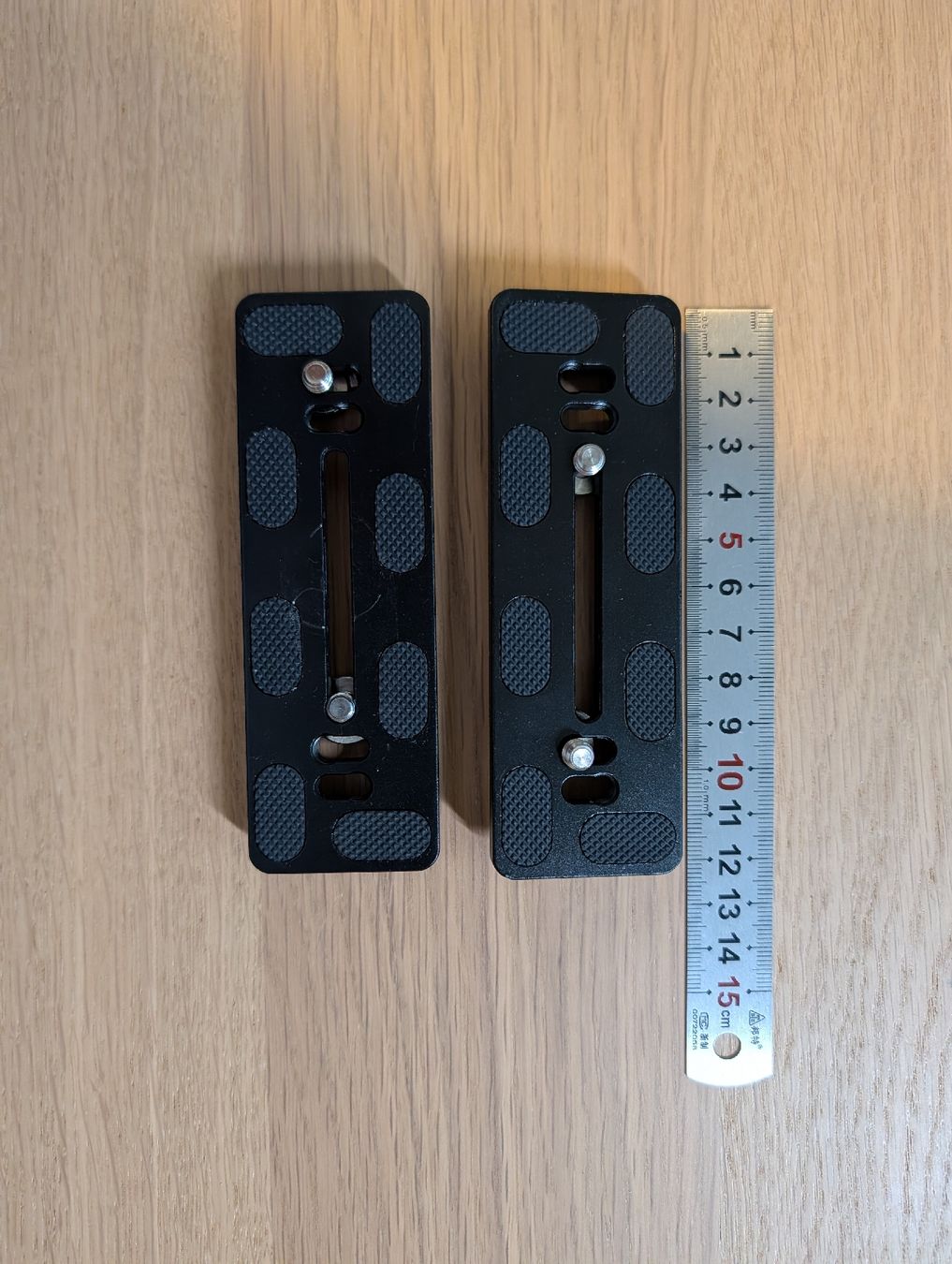Fotocamera: Arca style plates and clamps – Usato da Lausanne venduto da AndreiB 3