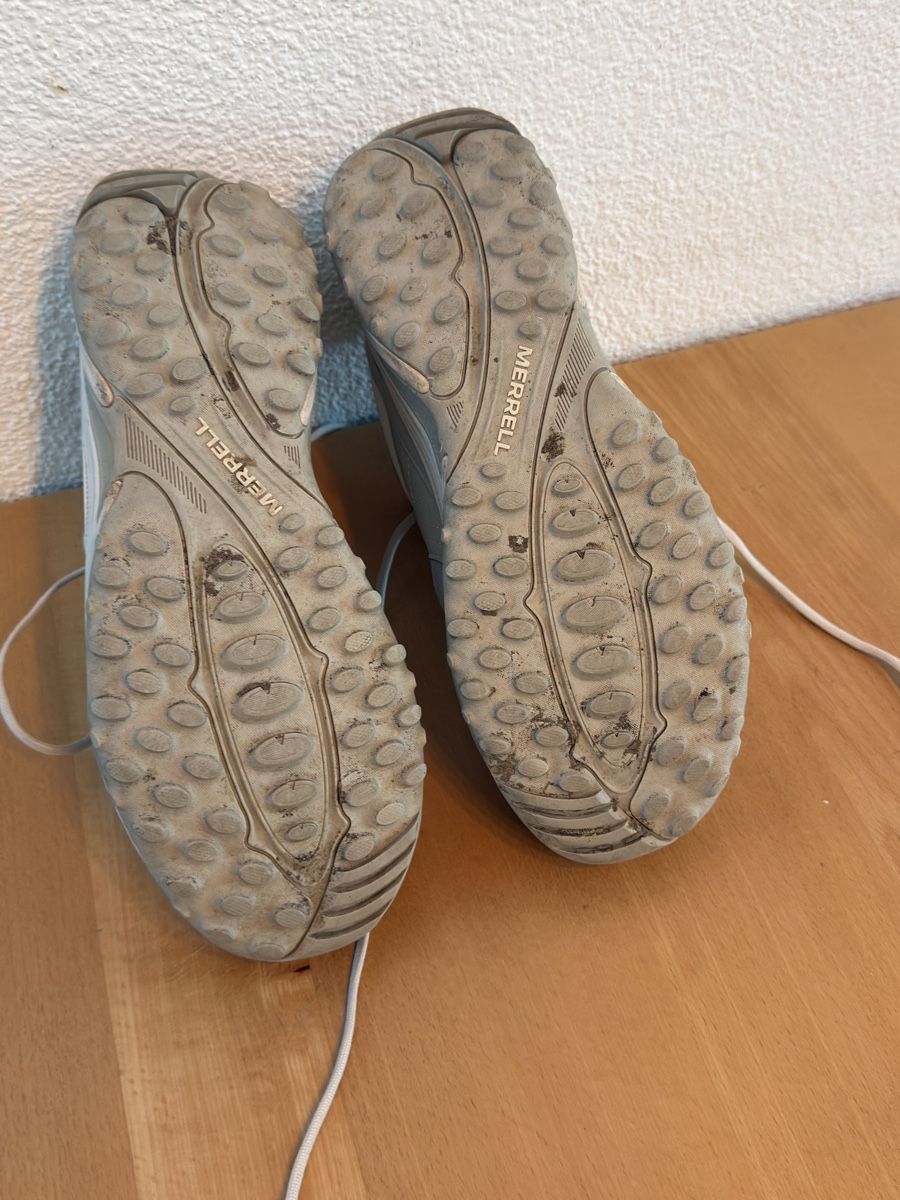 Merrell Scarpe da donna: Wanderschuhe Merrell grau Grösse 41 getragen – Usato da Rümlang venduto da VOS_R 2
