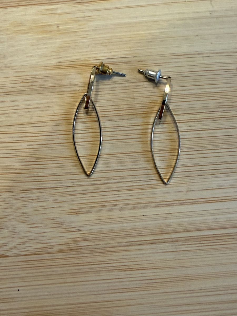 Orecchini pendenti & Orecchini a lobo: Modeschmuck - Elegante Ohrringe, Gold-Look – Usato da Basel venduto da zukk_ 2