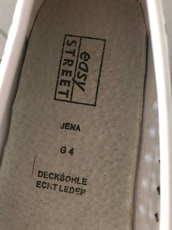 Scarpe da donna: Hochzeitsschuhe / Ballerina Gr. 37 – Usato da Benken SG venduto da febter 1