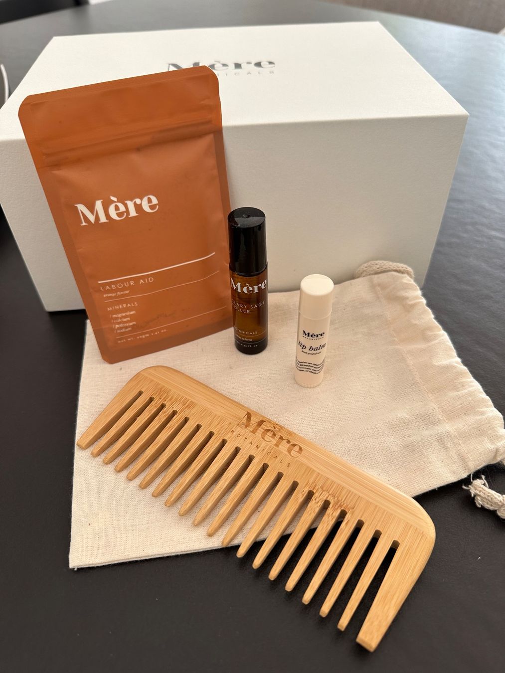Altro per la cura del corpo: Geburt Set - Mère Botanicals Labour Kit NEU – Nuovo e nell'imballaggio originale da Bern venduto da sarapha