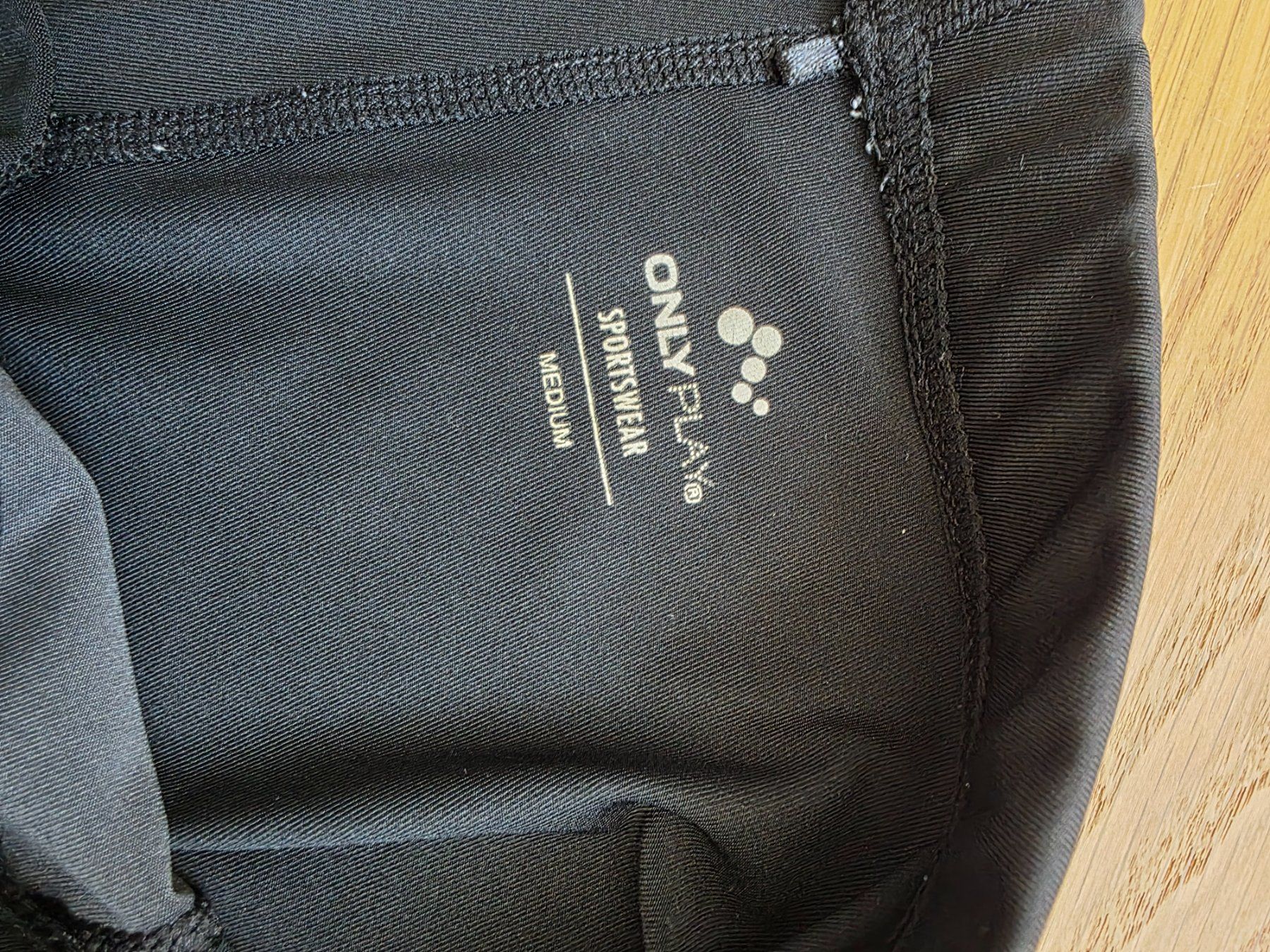 Leggings: Gym Set Gr.M – Usato da Altstätten SG venduto da Calendula-7 2