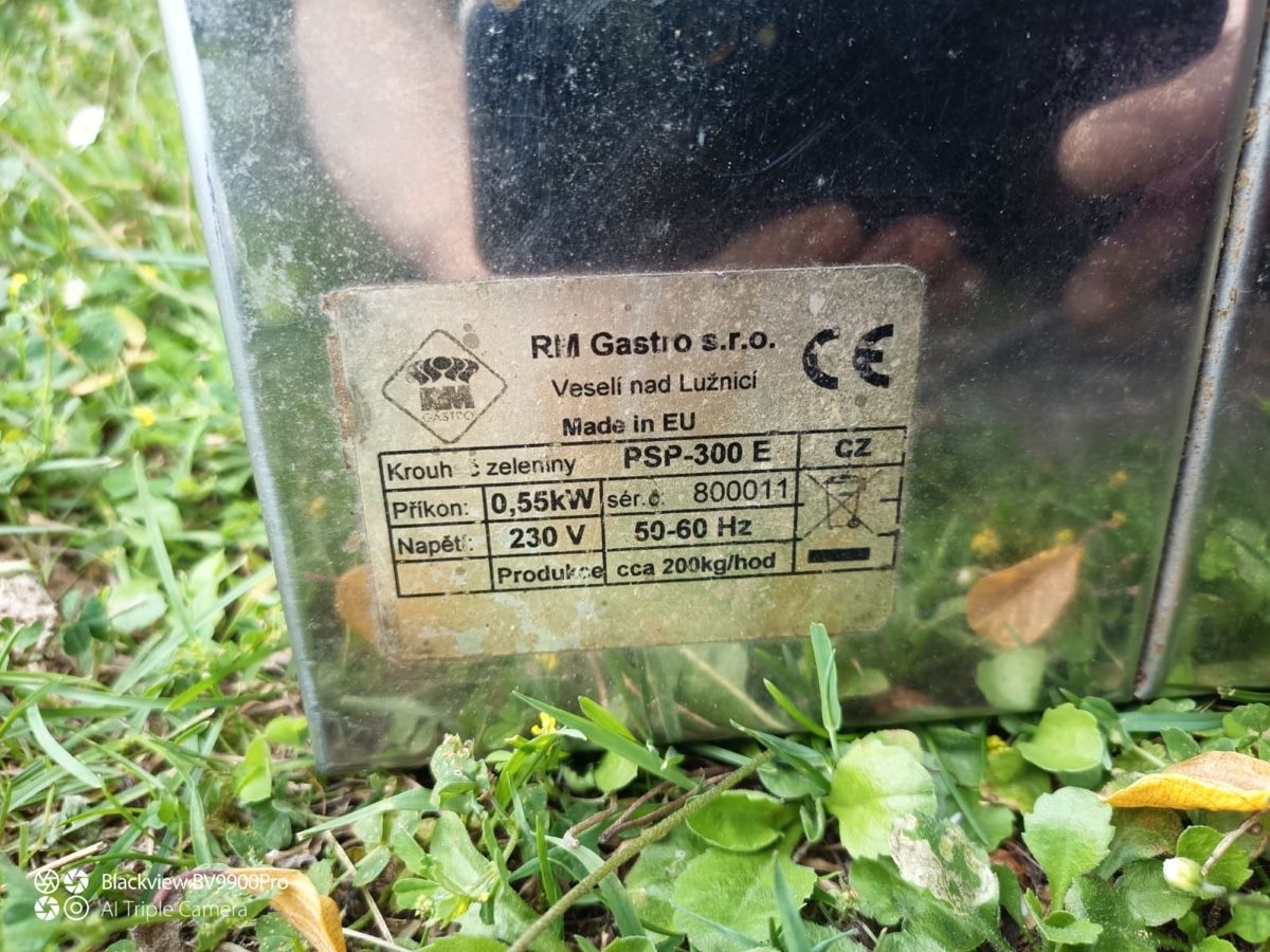Tutte le macchine: Gemüseschneider Pro PSP-300  – Usato da Biel/Bienne venduto da Husseinsheikho 5