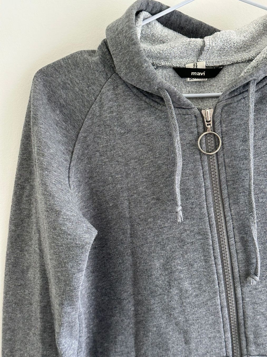 Giacche: Mavi Zip-Up Unisex Grösse S – Usato da Lausen venduto da Swissart123 1