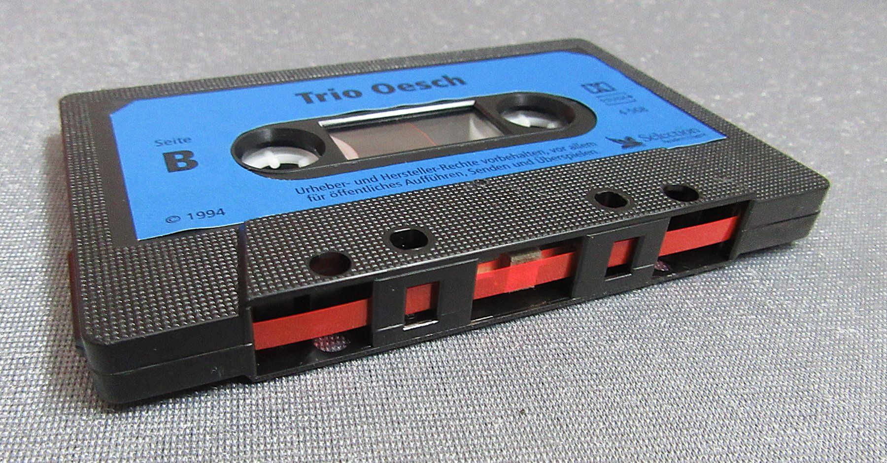 Musicassette: Musikkassette - Trio Oesch - ab CHF 4.00 – Usato da Auenstein venduto da Padabimbim 3