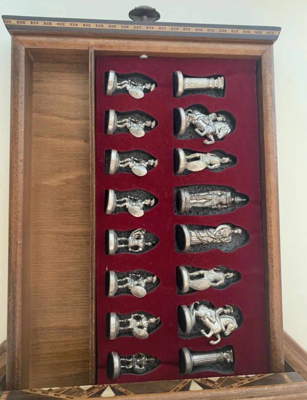 Giochi: Échecs Helena Wood Art bois incrusté – Usato da Froideville venduto da vin_ynl9 6