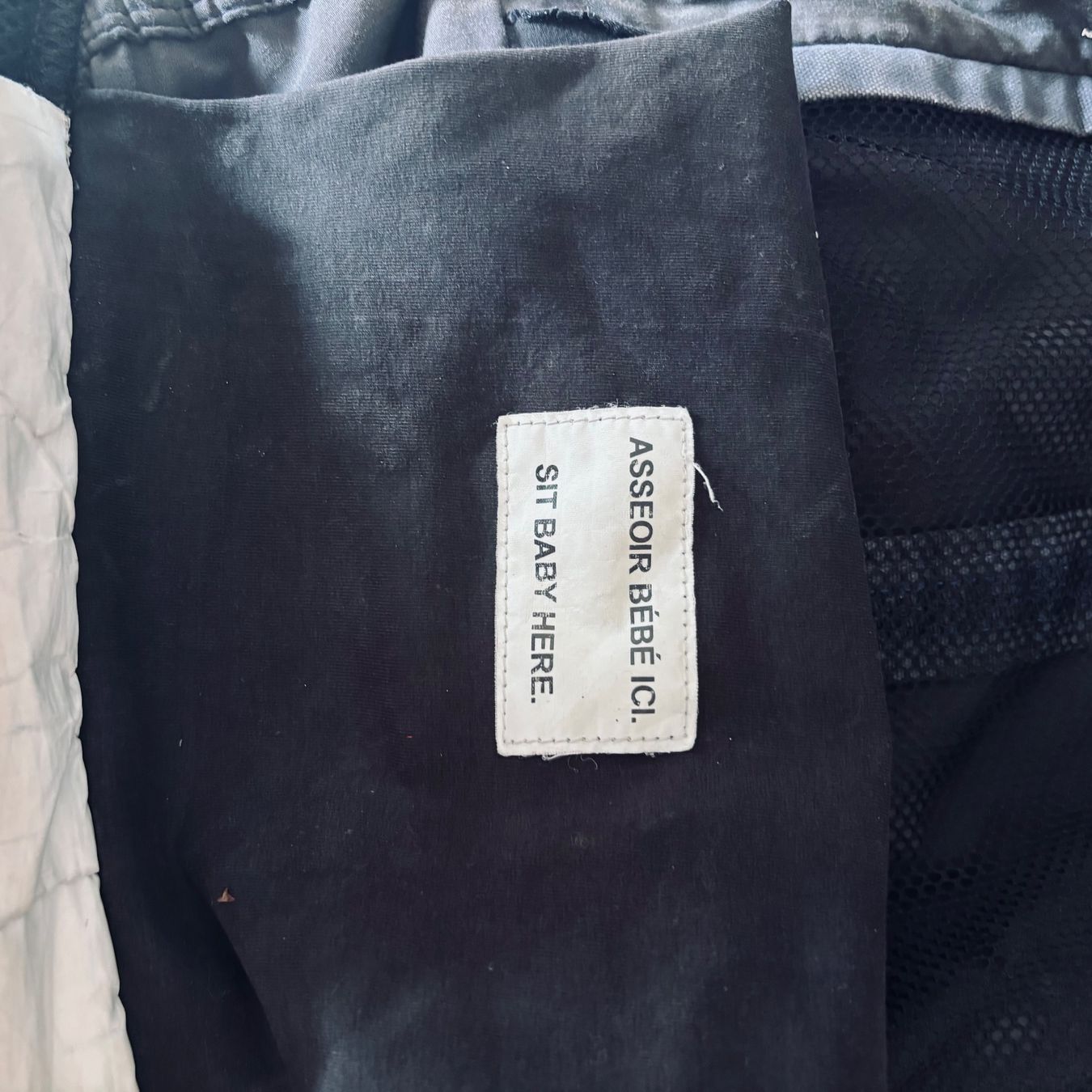 Marsupi portabebè: Porte-bébé Je porte mon bébé PhysioCarrier gris – Usato da Lajoux JU venduto da plise 6
