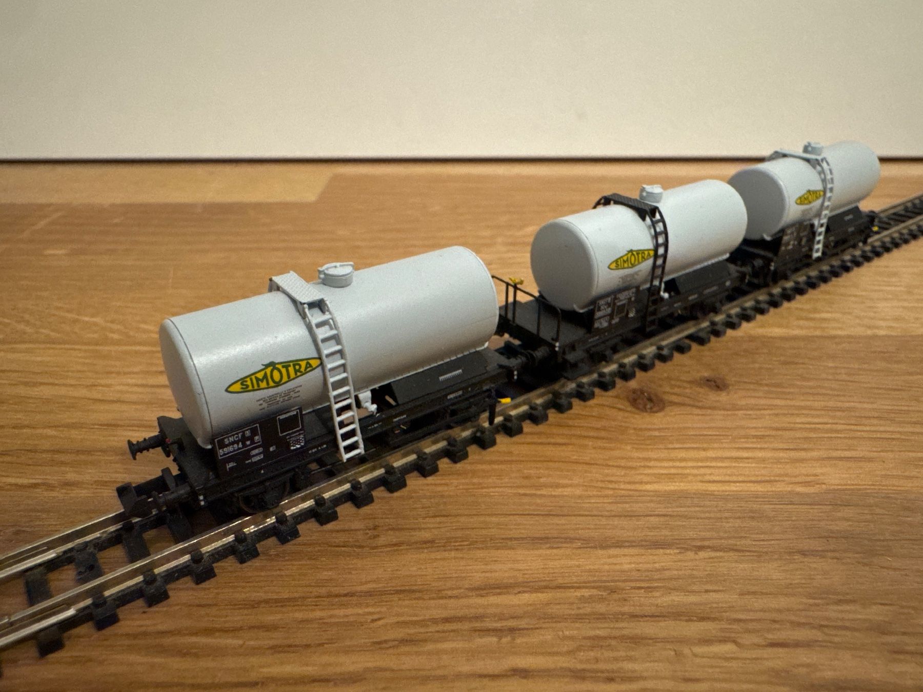 Fleischmann Modellini di ferrovie: Fleischmann Kesselwagen – Usato da Schlierbach venduto da Look8 2
