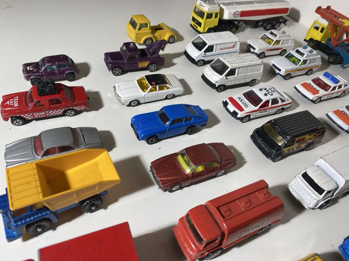 Corgi Toys Modellini d'auto: 40 corgi Autos – Usato da Winterthur venduto da ben_9vxx 9