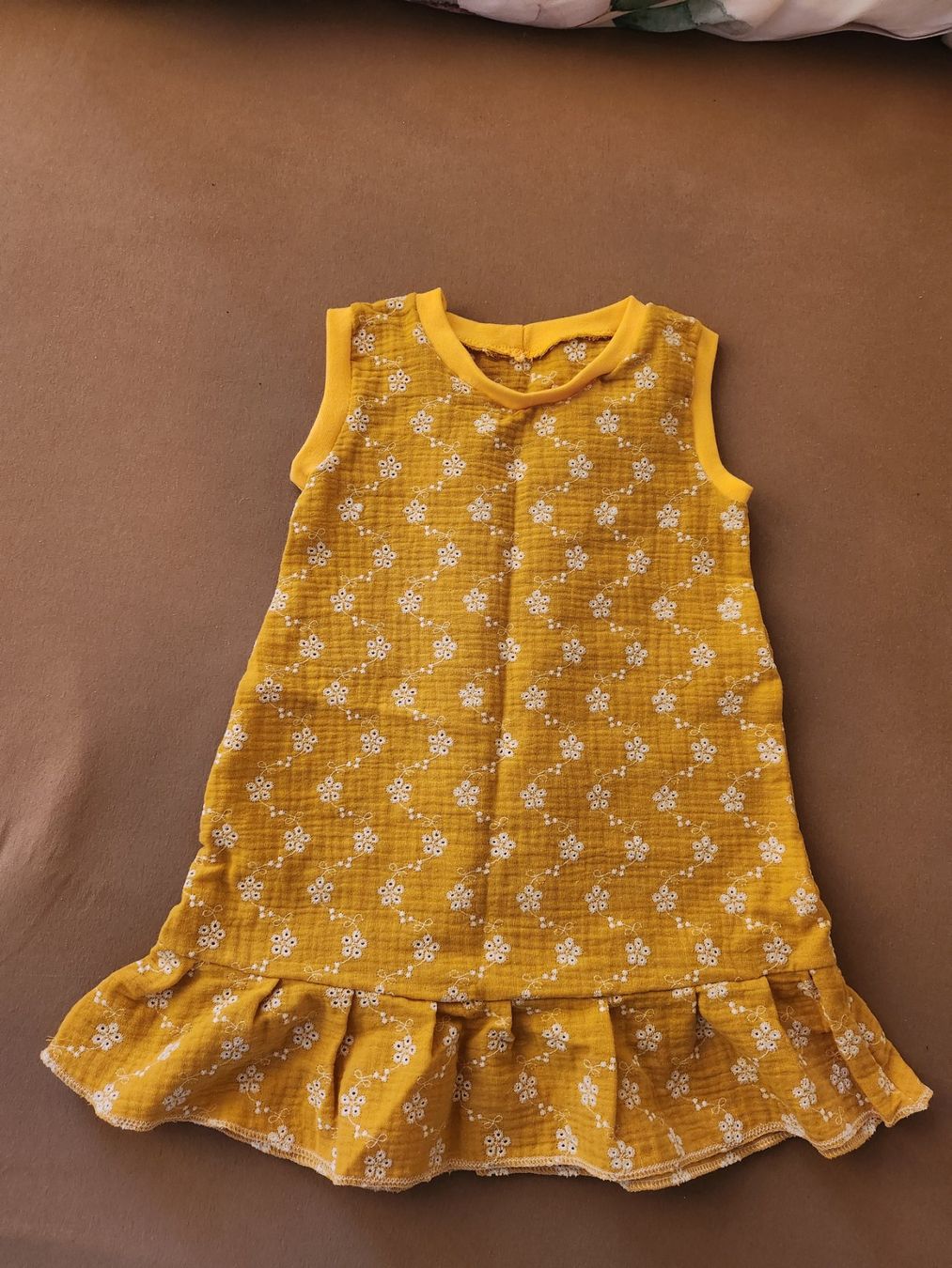 Vestiti & Gonne: senfgelbes Sommerröckli Gr. 92 Handmade – Nuovo (secondo la descrizione) da Othmarsingen venduto da pao_2xld
