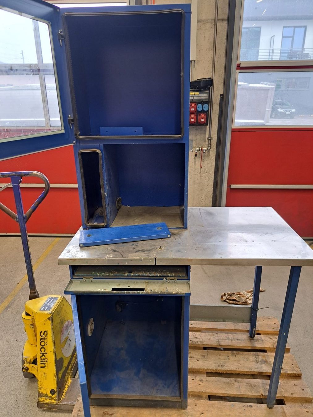 Console di mixaggio: Farbmischpult mit PC-Kasten – Usato da Bronschhofen venduto da Eschler-Fahrzeugbau 3