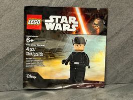 LEGO Star Wars First Order General — Polybag SEALED