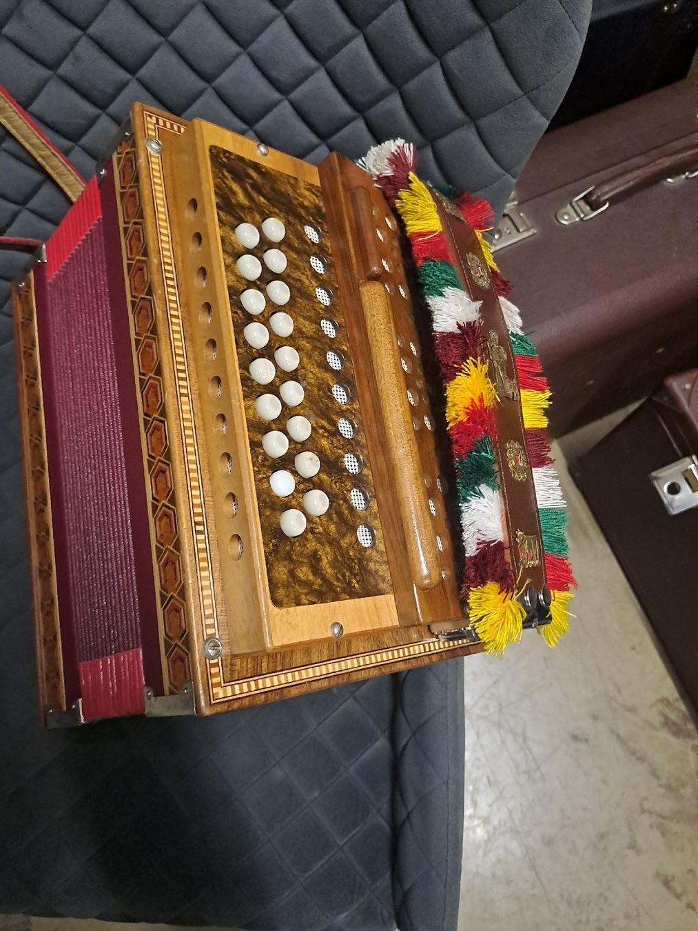 Musikinstrumente: zanin orgeli ton A  – Gebraucht aus Villeneuve von BibiVintage 5