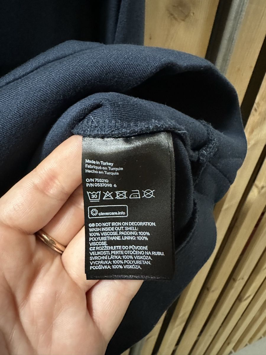 H&M Maglioni & Felpe: Pullover mit Perlenverzierung, Gr.L – Usato da Uster venduto da staernli4 2