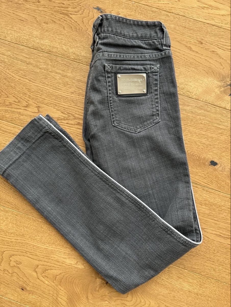Dolce & Gabbana Jeans: Dolce & Gabbana Jeans grau Gr. 36 Slim Logo – Usato da Winterthur venduto da whatdreamz 1
