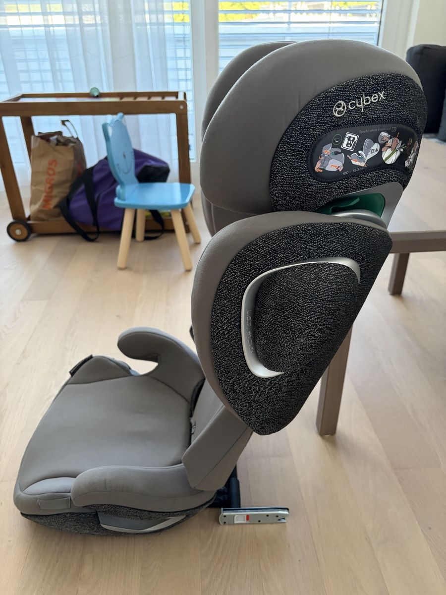 Britax Römer Sièges auto: Kinderautositz - Römer Solution Z-Fix – D'occasion à Basel par Gunther_Welten 2