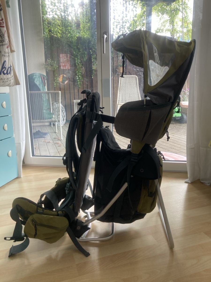 Marsupi portabebè: Salewa Wanderrucksack / Kindertrage – Usato da Walchwil venduto da LJS1982