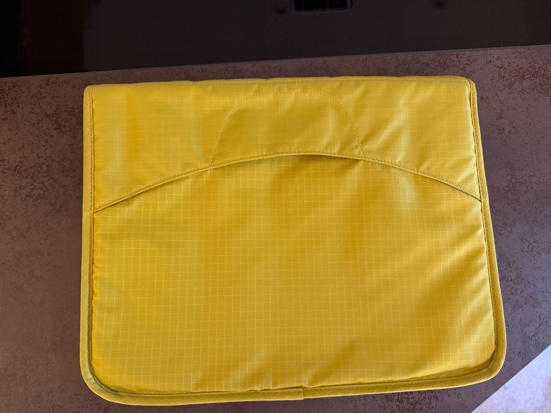 Crumpler Borse: Laptop / MacBook Tasche CRUMPLER neu – Nuovo (secondo la descrizione) da Dornach venduto da samuti 2
