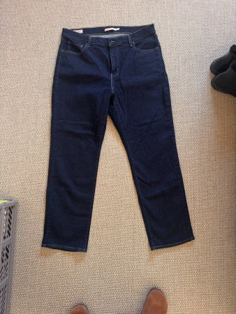 Levi’s 724 High Rise Straight Jeans 16W dkblau – neuwertig