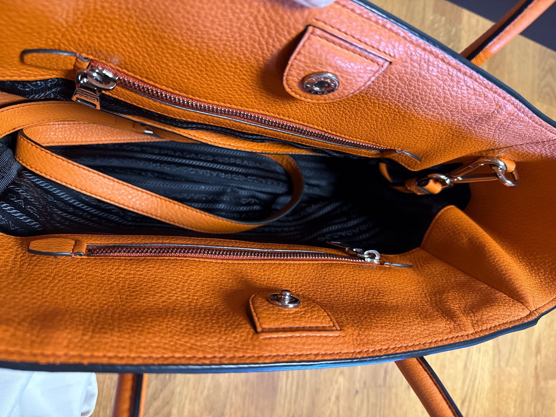 Prada Sacs femmes: PRADA Original Damenhandtasche – D'occasion à Zuzwil SG par Boho-Style 6