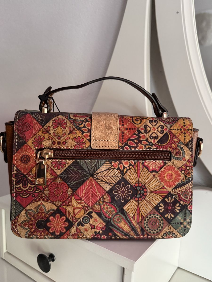 Taschen für Damen: Korktasche – Neu und originalverpackt aus Lachen SZ von ThisMyJam 1