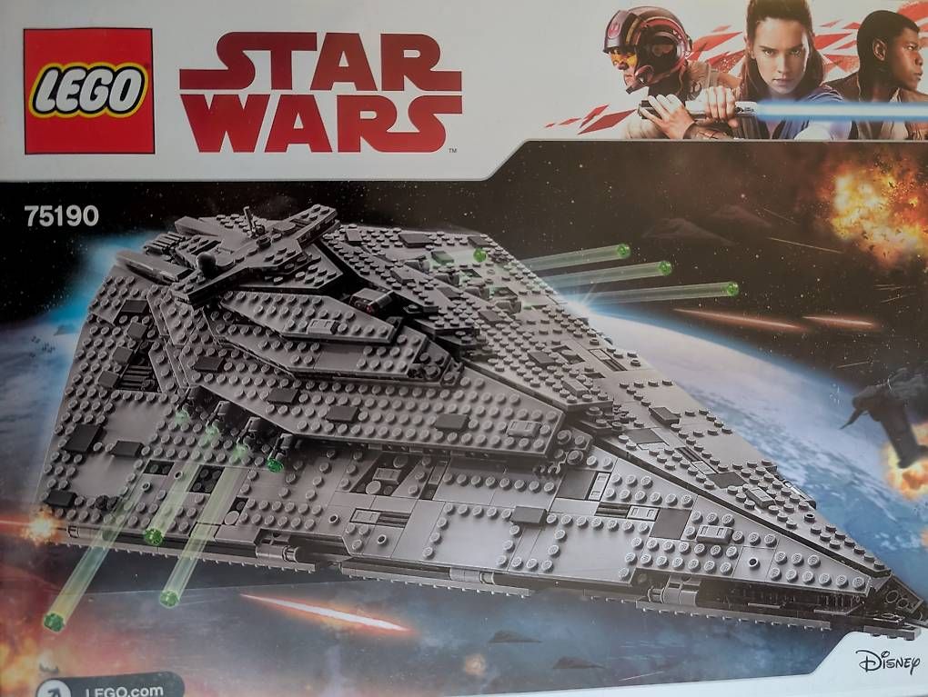 Lego Kit di costruzioni: LEGO 75190 First Order Destroyer – Usato da Nyon venduto da justamnesiac