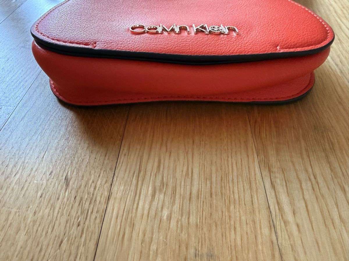 Calvin Klein Borse da donna: Calvin Klein, Gürteltasche, Koralle – Nuovo (secondo la descrizione) da Basel venduto da sel_g 2