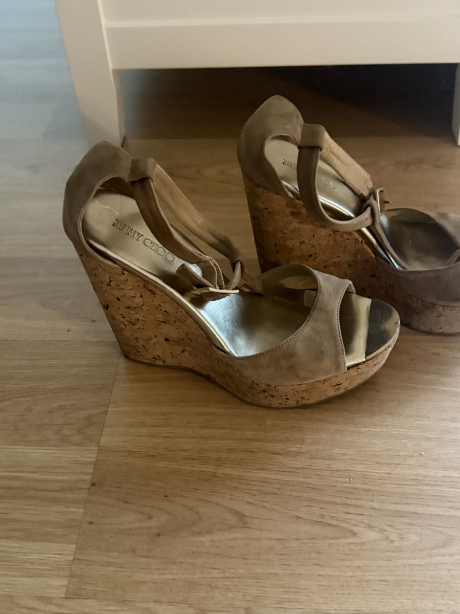 Jimmy Choo Damenschuhe: Jimmy Choo Sandalen  – Defekt aus Höri von nes_wf9h 2