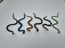 6x Spielzeug Schlangen Gummischlangen Deko Set 