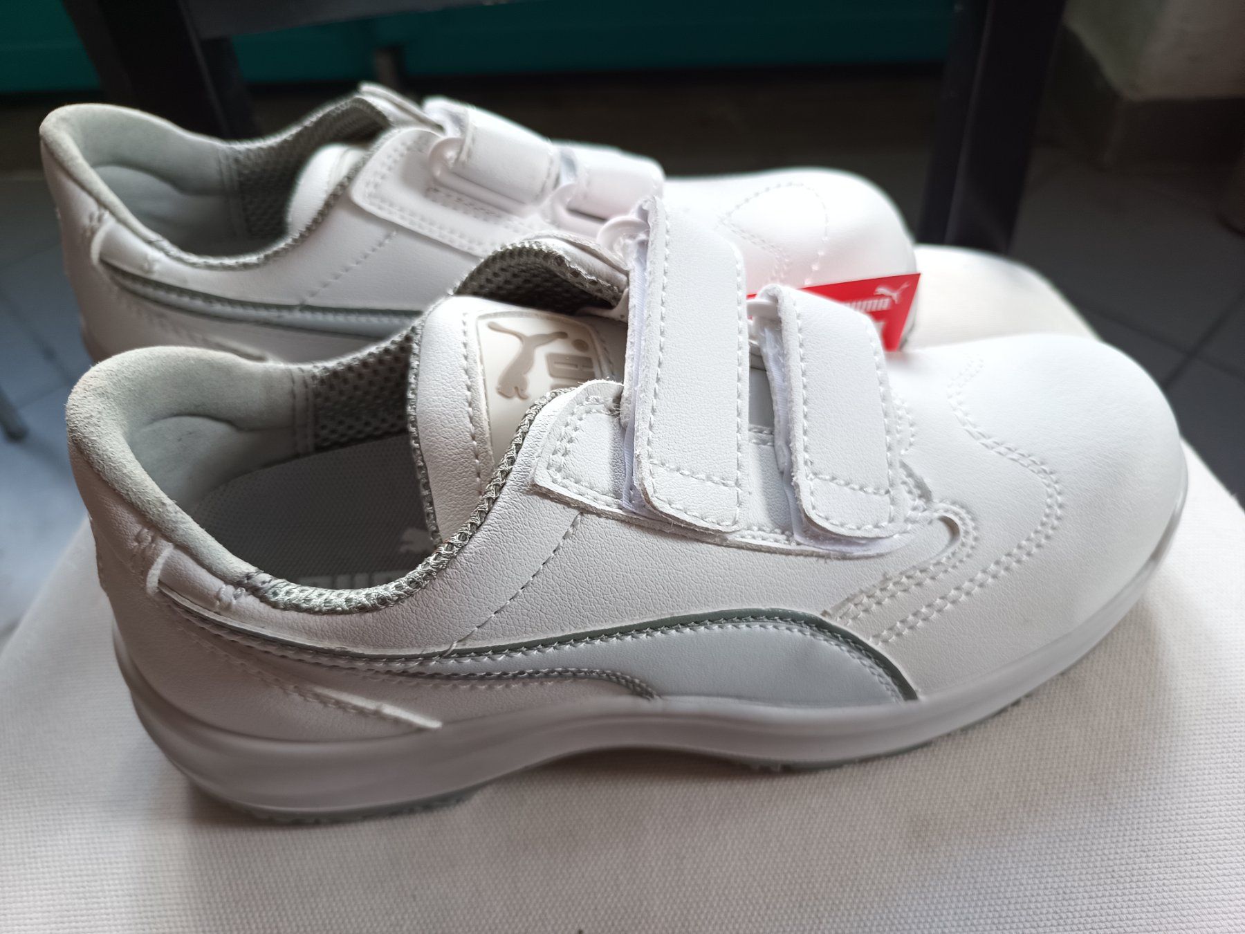 Puma Chaussures hommes: Puma Sicherheitsschuhe S2 SRC 37 – Neuf avec emballage d'origine à Oberegg par 19franzi94 3