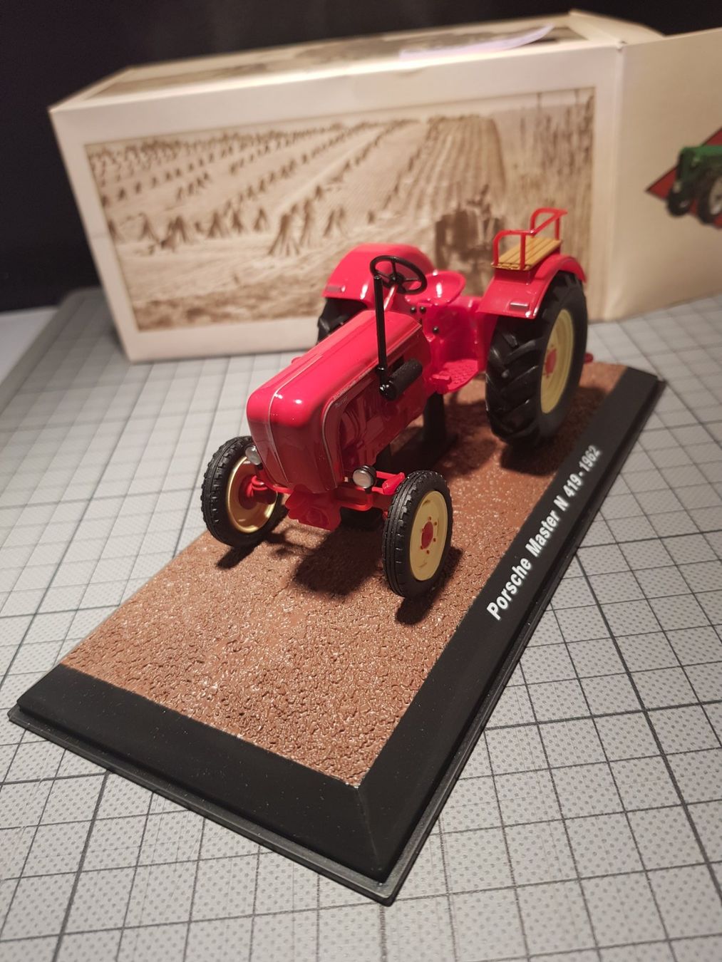 Kit di modellismo & Modellini statici: Porsche Master N419 1962 (tracteur) – Nuovo e nell'imballaggio originale da Chézard-St-Martin venduto da AlPat-Collections 1
