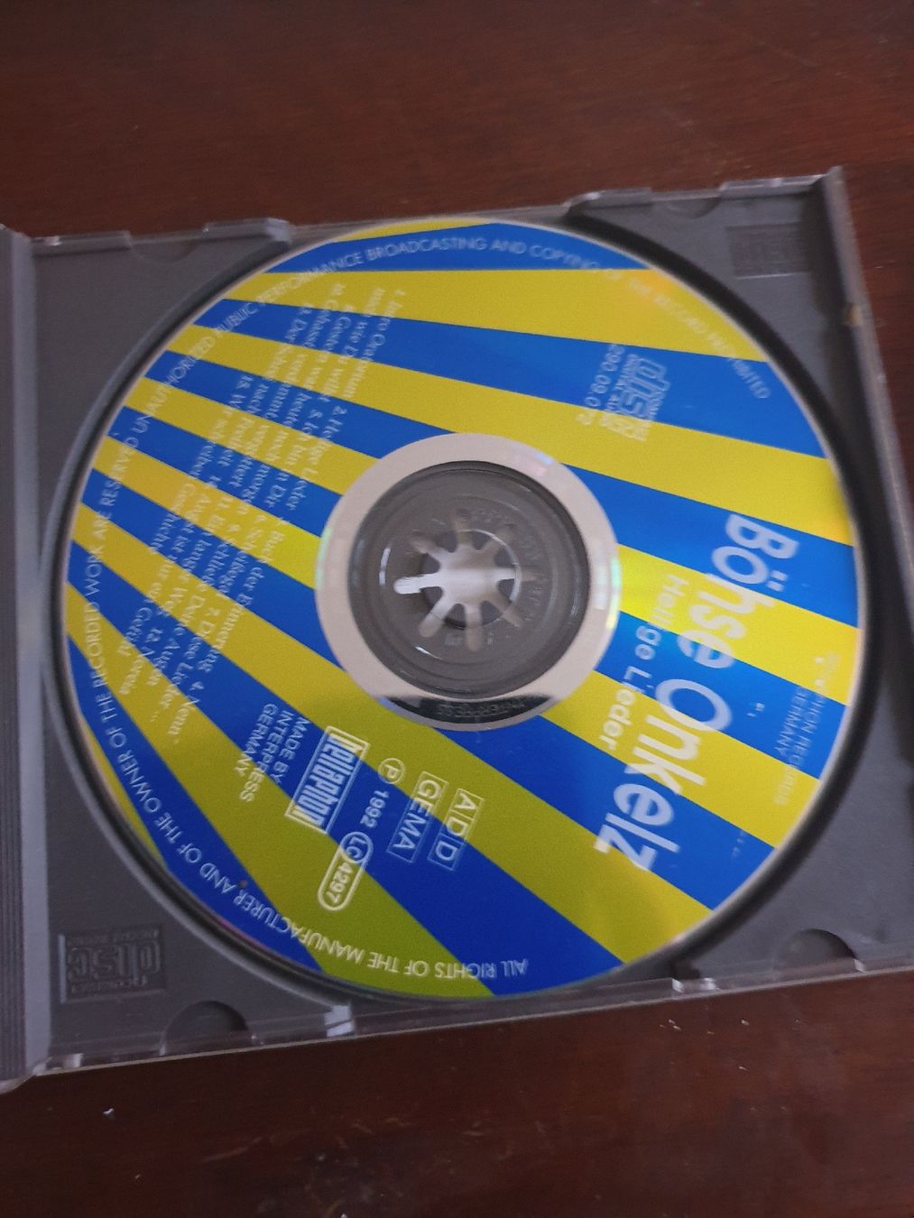CD: Böhse Onkelz - Heilige Lieder CD – Usato da Olten venduto da Marsmobil 2