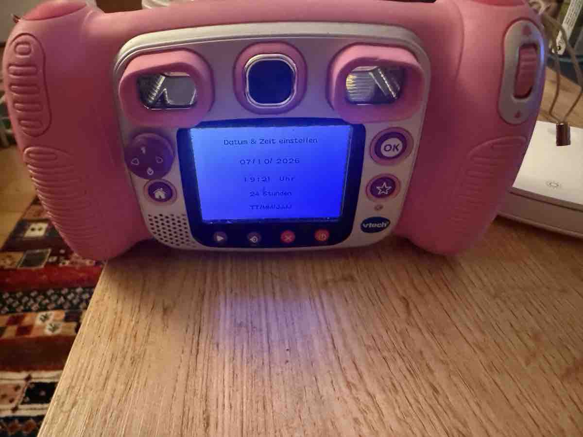 Vtech Kidizoom Duo Digitalkamera für Kinder pink (Gebraucht) in Thürnen ...
