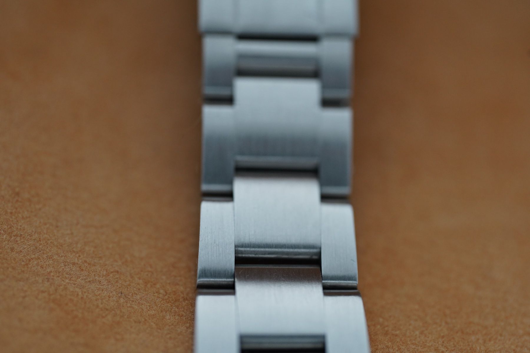 Rolex Orologi: Rolex Explorer 16570 "Polar Dial" – Usato da Nebikon venduto da Mr.Watchseller 8