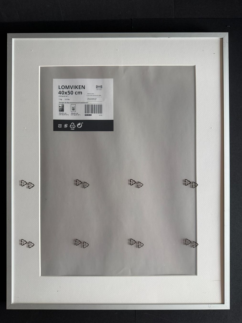 Ikea Cornici: IKEA Alu-Rahmen LOMVIKEN 40x50 cm silber – Usato da Lützelflüh-Goldbach venduto da Napfnugget01