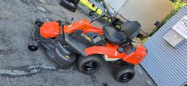 Aufsitzmäher Husqvarna R 214  TC  nur 28 st
