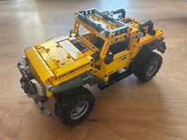 Lego Jeep Wrangler Rubicon Geländewagen (42122)