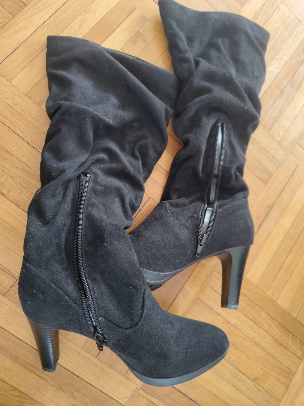 Scarpe da donna: Bottes – Nuovo (secondo la descrizione) da Grand-Lancy venduto da ana_7y2f