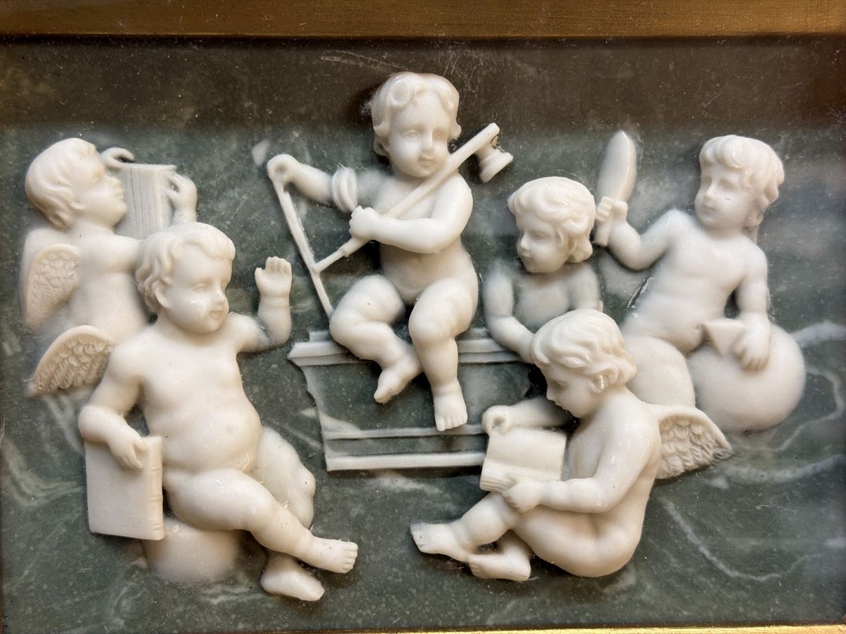 Foto & Immagini: STEINBILD MIT PUTTI UND ENGELN RELIEF, BIGGS & SONS LONDON – Usato da Matzingen venduto da exklusives 2