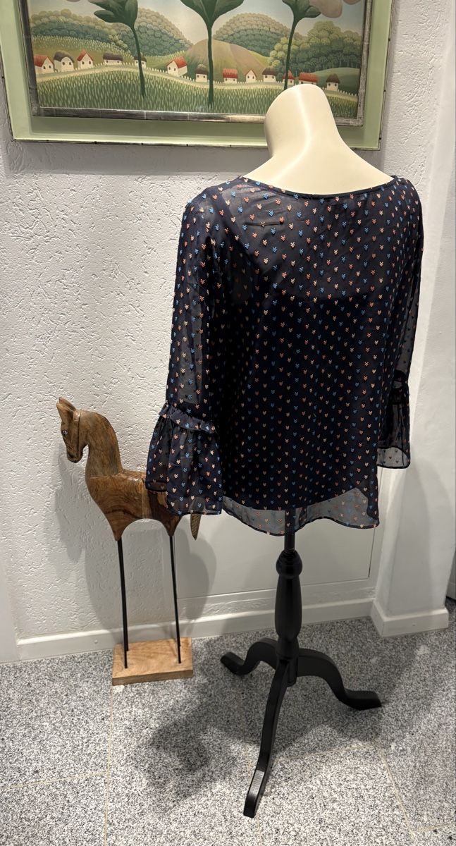 Esprit Camicette: Esprit Bluse mit Herzchenmuster, Grösse 42, Sommerlich! – Usato da Rikon im Tösstal venduto da miarosen 7