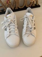 Basket adidas comme neuves