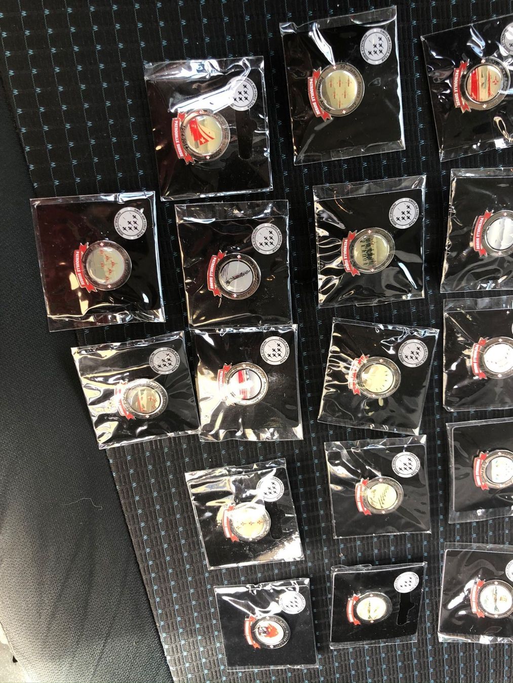Spille: Diverse Patrouille Swiss pin – Nuovo e nell'imballaggio originale da Langwiesen venduto da eve_2xsq 5