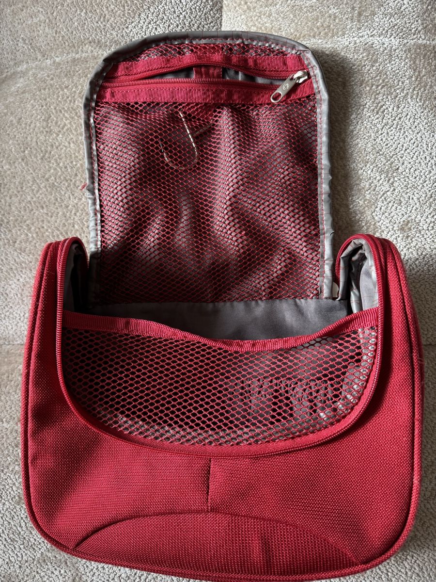 Samsonite Custodie per cosmetici: Samsonite Toiletry Bag - Red – Usato da Knonau venduto da yuz_px92 3