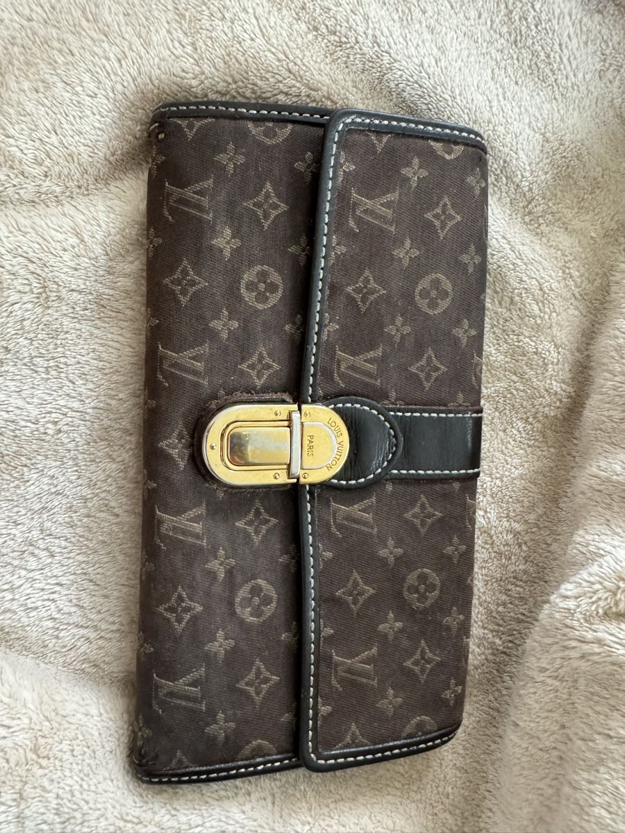 Louis Vuitton Portafogli: Louis Vuitton Monogram Canvas Sarah Wallet – Usato da Affoltern Am Albis venduto da Mara2604