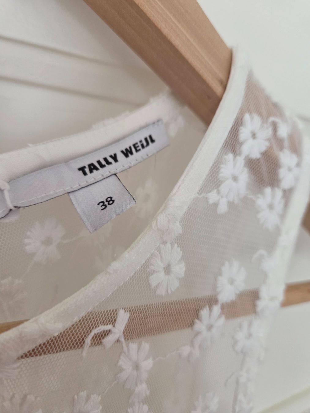 Tally Weijl Vestiti: White dress mesh flowers – Usato da Zürich venduto da giu_tp6p 2