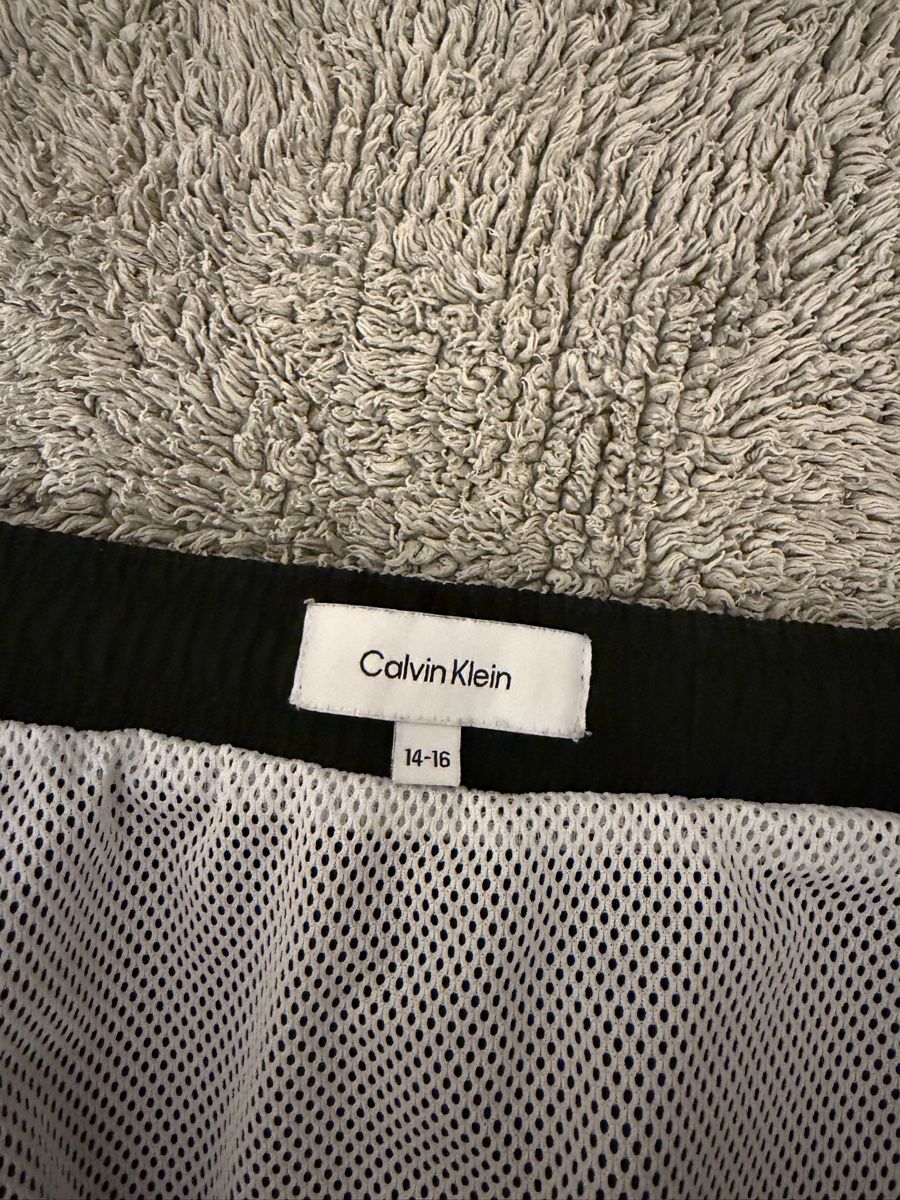 Calvin Klein Pantaloni: Calvin Klein Badehose Gr. 14-16, Schwarz – Usato da Lauerz venduto da Kris1996 1