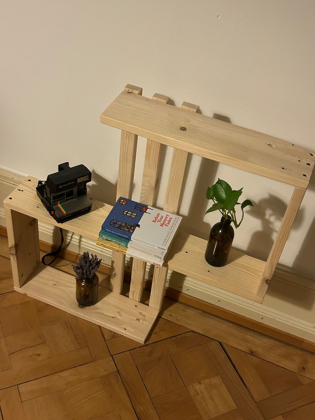 Étagères: Holz Wandregal, 80 x 82 cm – Neuf (Voir description) à Zürich par emkay13 2