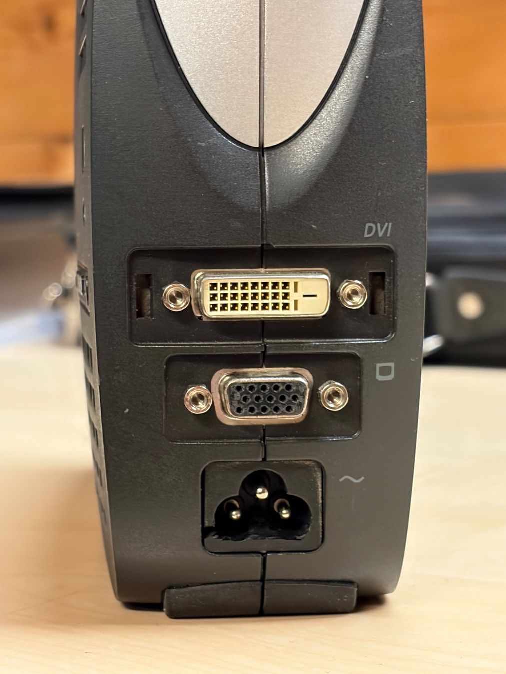 Compaq Vidéoprojecteurs: Beamer Compaq MP 3800 – D'occasion à Serneus par pipo17 3