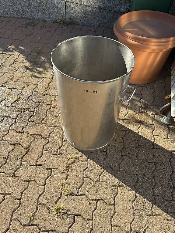 Autres articles pour la maison: Grosser Chrom Stahleimer  – D'occasion à Weiningen ZH par Fabu1892