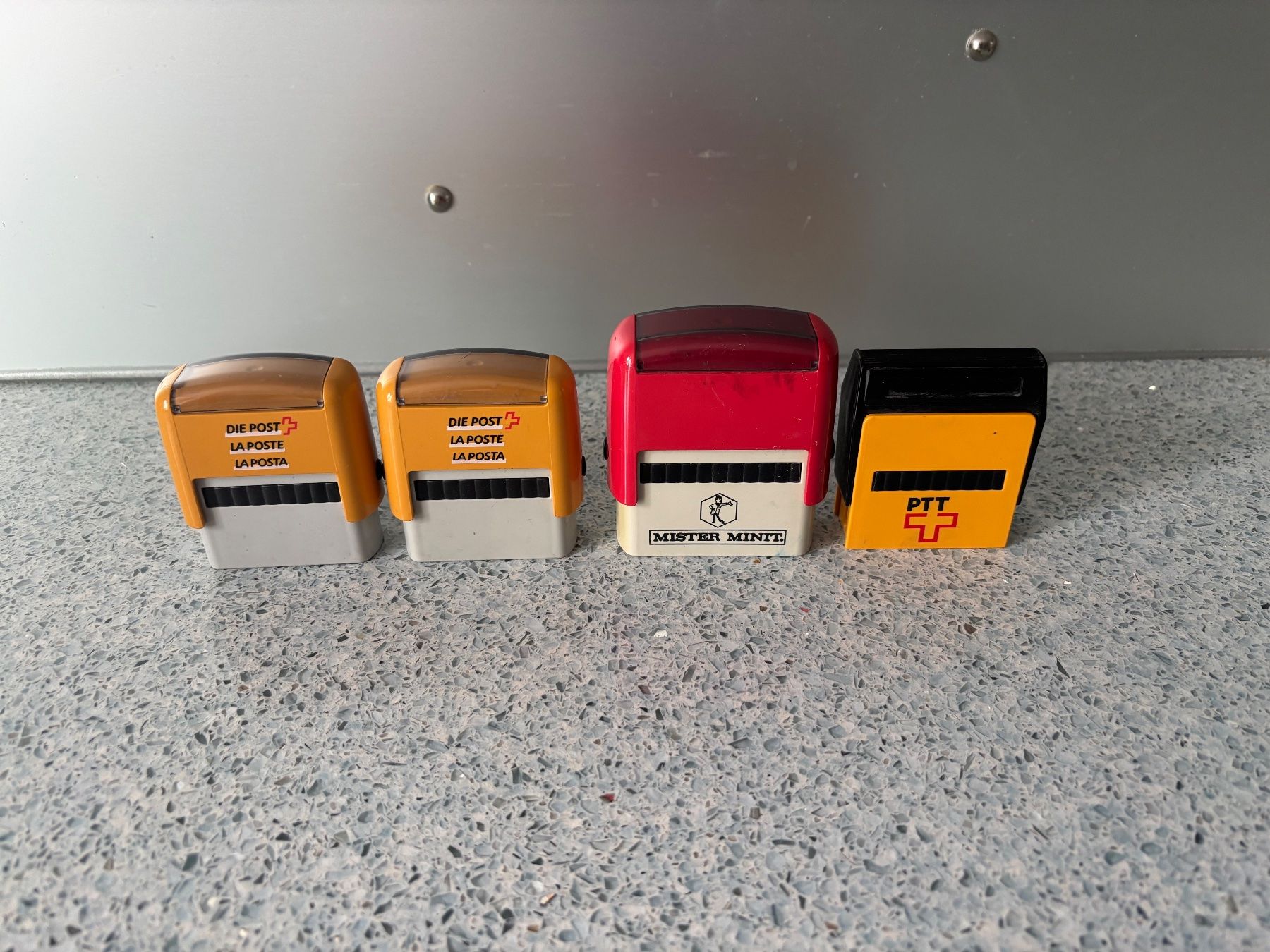 Trodat Timbri: Stempel Set: Trodat Post, PTT, Mister Minit – Usato da OLTEN venduto da lululoveslemon99